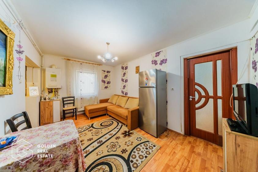 Apartament cu 2 camere semidecomandat în Pârneava