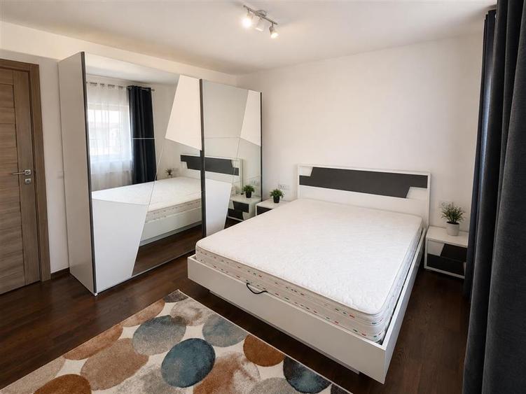Apartament 2 camere balcon parcare zona Selimbar - 2