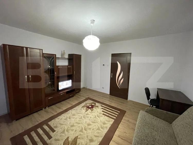 Garsonieră decomandată în Tudor