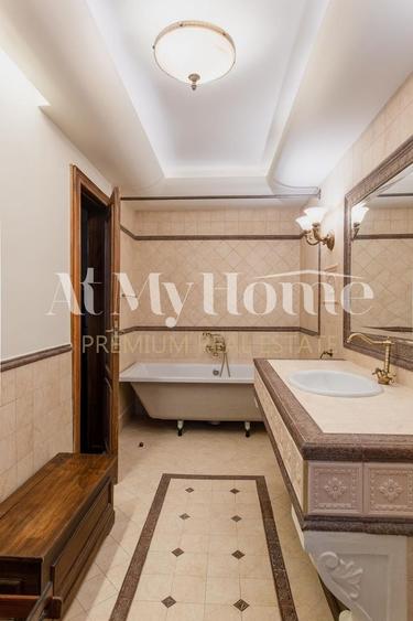 Casă individuală cu 4 camere cu Canalizare în Capitale