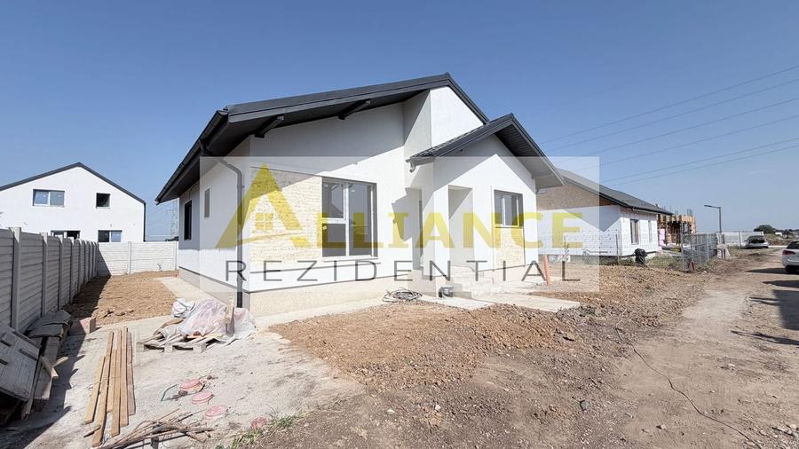 Casa Individuala - 4 camere - 2 bai - 408mp teren - 2
