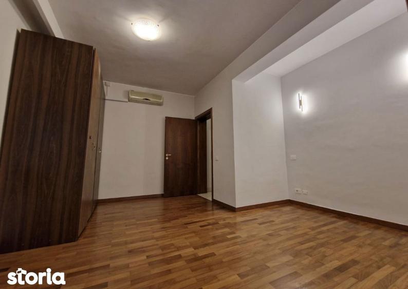 Apartament cu 5 camere în Primăverii