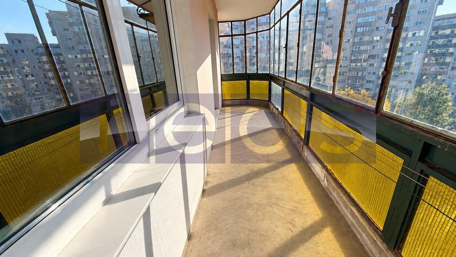 Apartament cu 3 camere decomandat în Lujerului