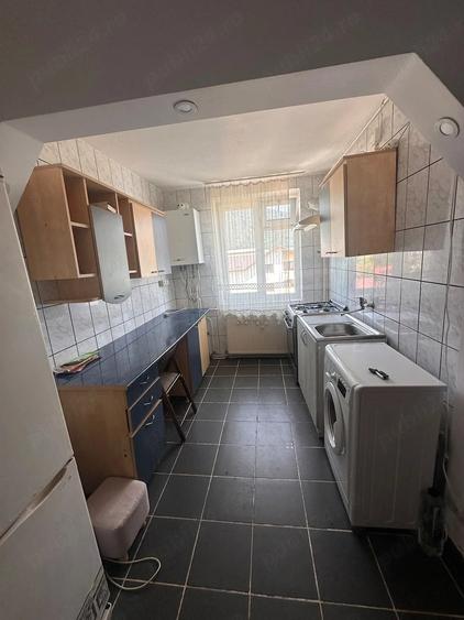 Apartament cu 2 camere decomandat în Precista