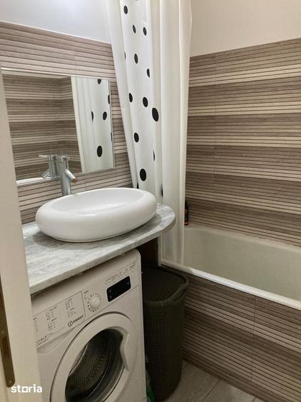 Apartament cu 4 camere în Drumul Taberei