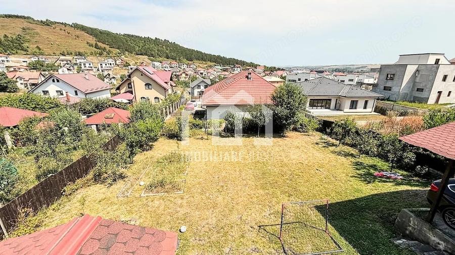Casă cu 4 camere cu Teren 425 Mp în Câmpenești