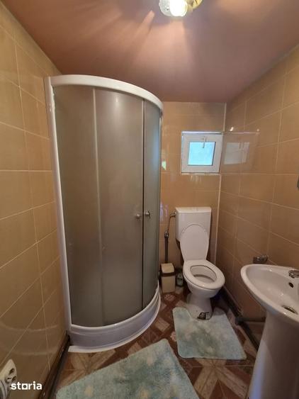 Casă cu 5 camere cu Teren 1000 Mp în Valea Danului