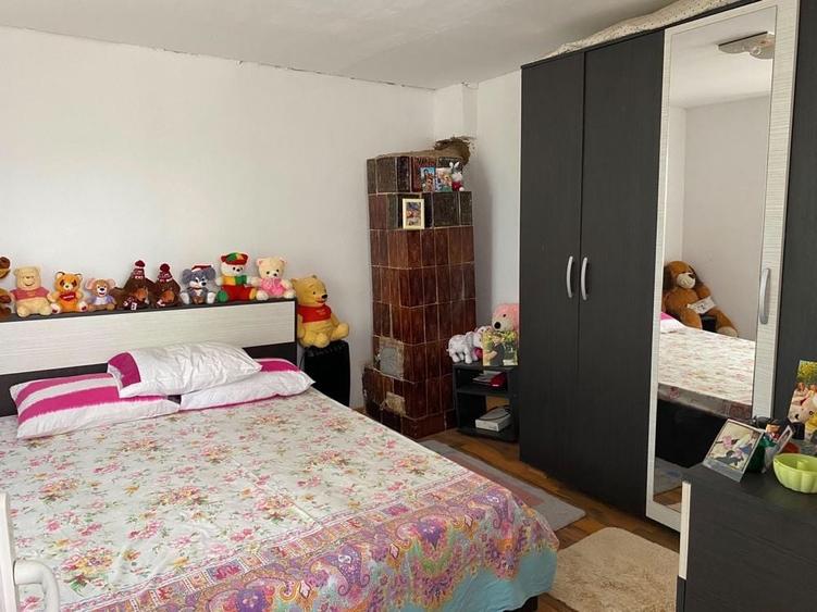 Casă cu 3 camere în Central