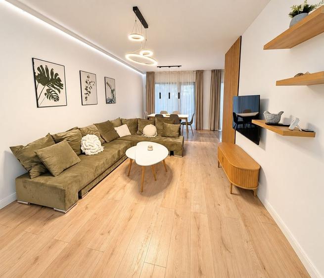 Apartament cu 3 camere semidecomandat, mobilat în Zorilor