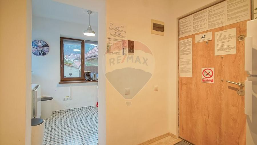 Casă individuală cu 7 camere cu Teren 142 Mp în Centrul Istoric