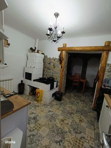 Casă cu 4 camere cu Teren 85 Mp în Corbi