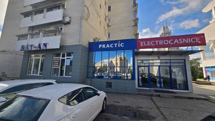Spațiu comercial, de 370 mp, în Central