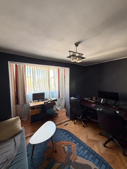 Apartament spa?ios cu 4 camere Marghita, zona centrala - 8