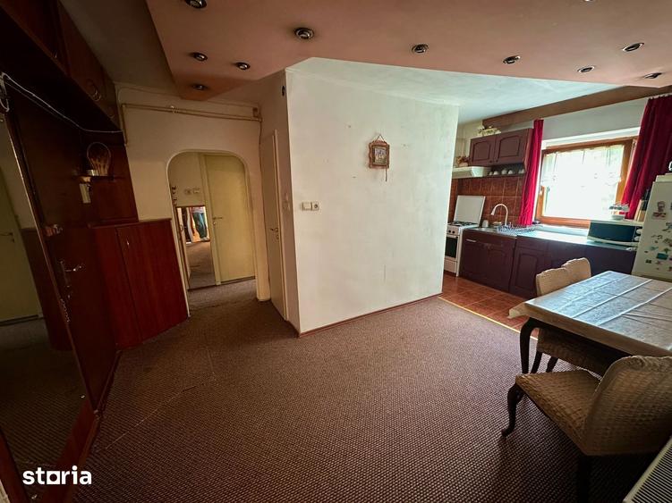 Comision 0 ! 3 camere 2 bai 3 balcoane zona Aradului 380 euro - 15