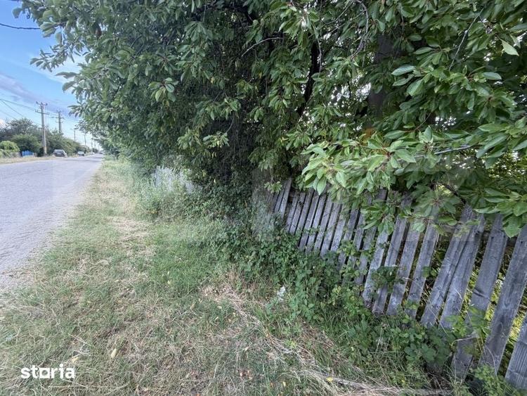 Teren de 1600 mp, în Grui