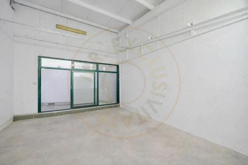 Spațiu comercial, de 595 mp, în Central