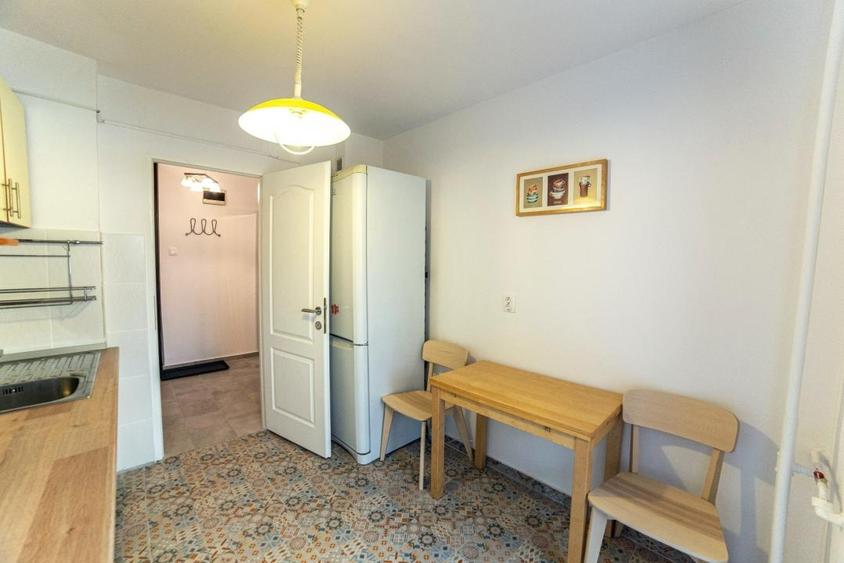 3 camere | 12 Min Metrou Crangasi - 12