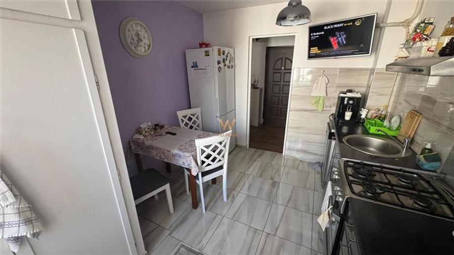 Apartament cu 2 camere decomandat în Hipodrom 3