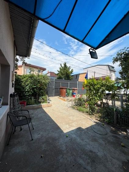 Casă individuală cu 3 camere cu Canalizare în Chitila