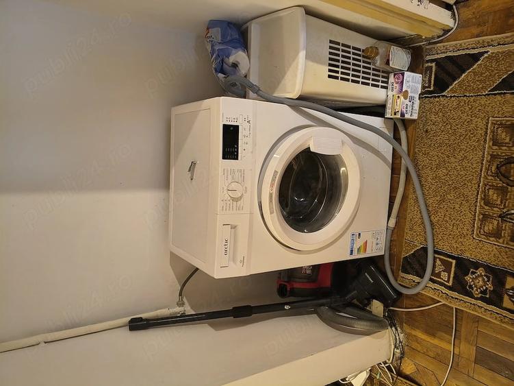 Garsonieră decomandată în Girocului
