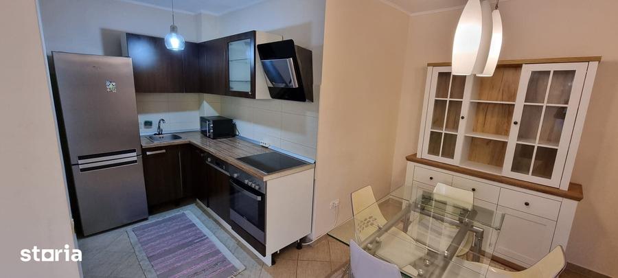 Apartament cu 3 camere decomandat în Olimpia-Stadion