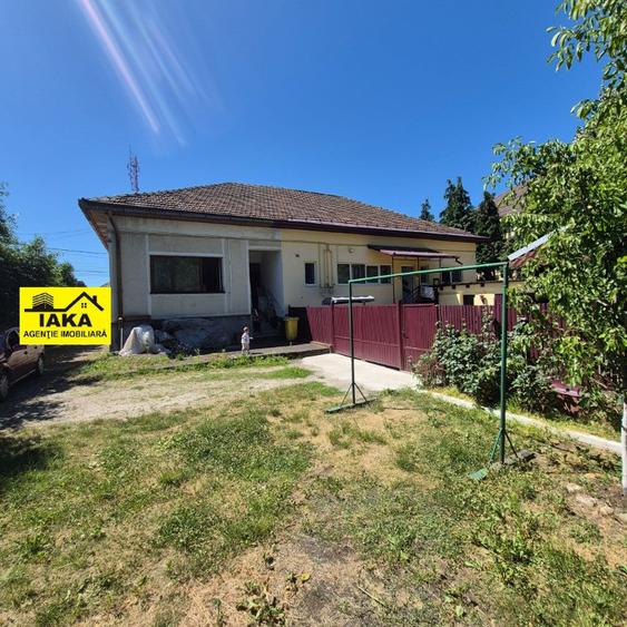 Casă cu 2 camere cu Teren 350 Mp în Central