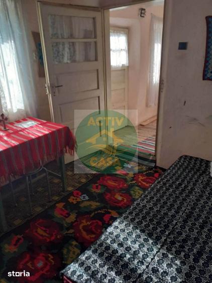 Casă cu 3 camere cu Teren 800 Mp în Icușești