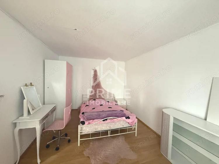 Casă cu 4 camere cu Teren 200 Mp în Central