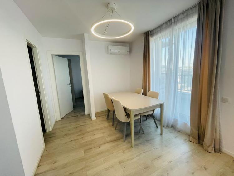 Apartament cu 2 camere semidecomandat, mobilat în Pipera