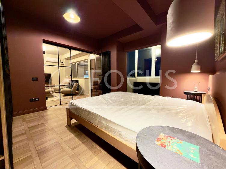 Apartament cu 3 camere semidecomandat, mobilat în Calea Victoriei