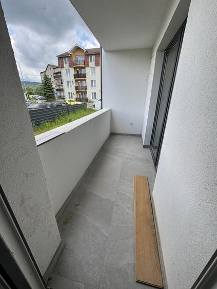 Apartament cu 2 camere semidecomandat în Sud