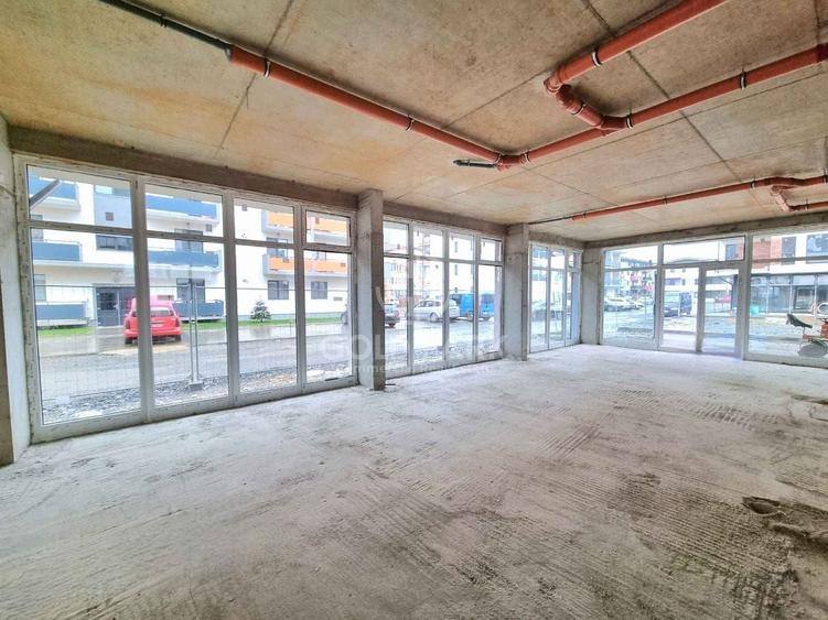 Spațiu comercial, de 163 mp, în Florești