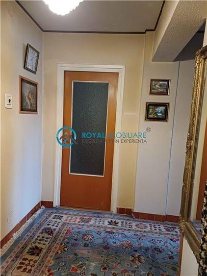 Apartament cu 3 camere decomandat în Ultracentral