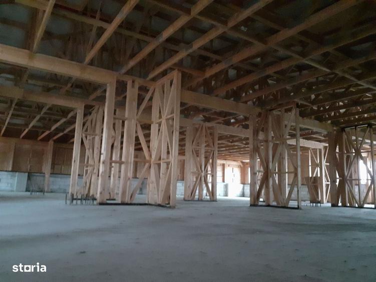 Casă cu 4 camere cu Teren 7650 Mp în Central
