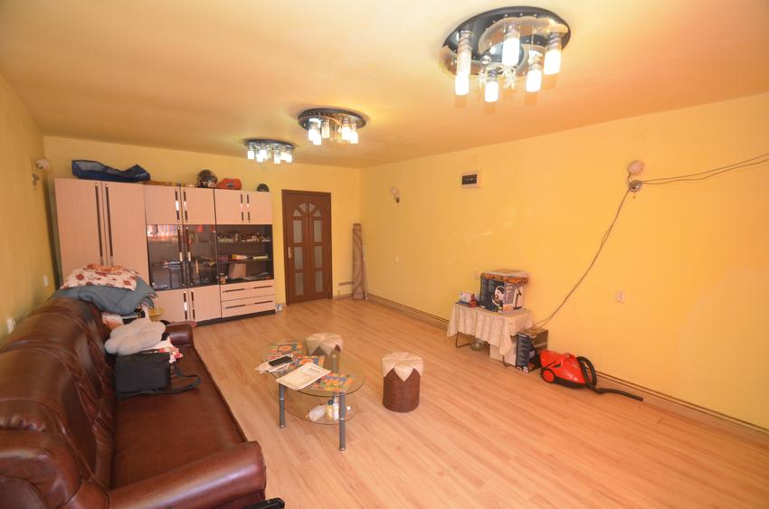 Apartament cu 2 camere semidecomandat în Elisabetin