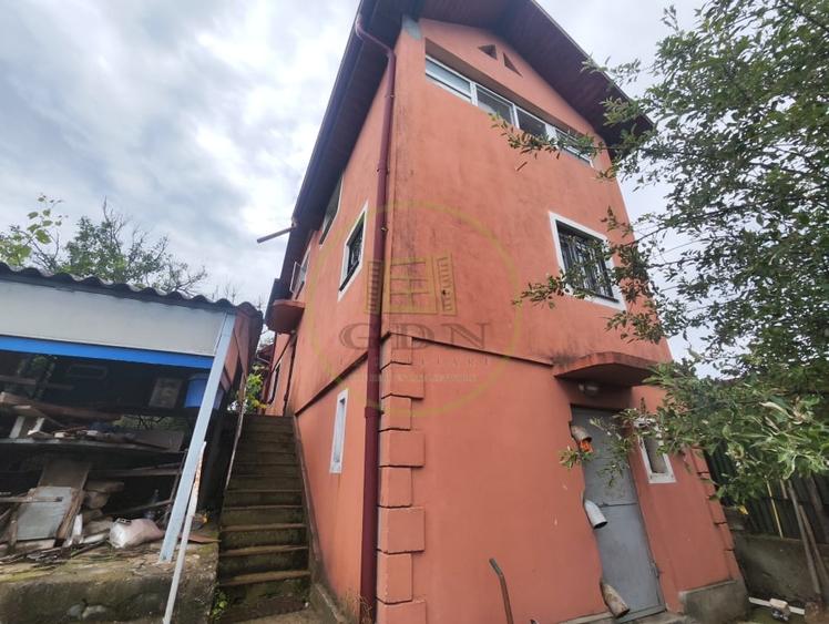 Casă individuală cu 3 camere cu Canalizare în Pielești