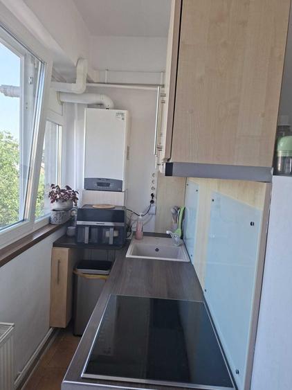 Apartament cu 2 camere decomandat în Central