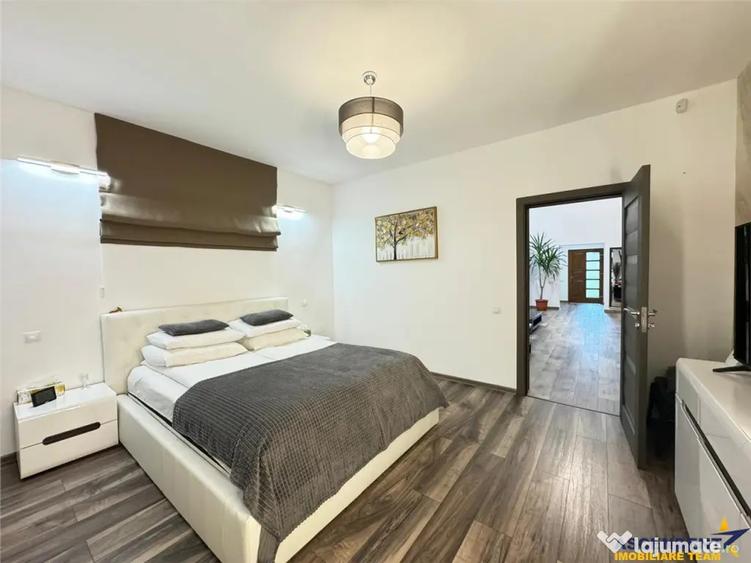 Casă cu 4 camere cu Teren 1620 Mp în Livezeni