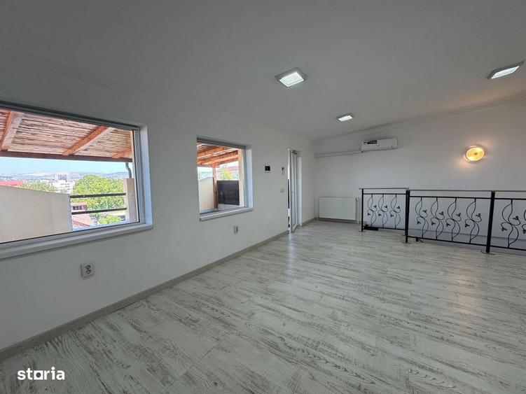 Casă cu 4 camere în Gheorgheni