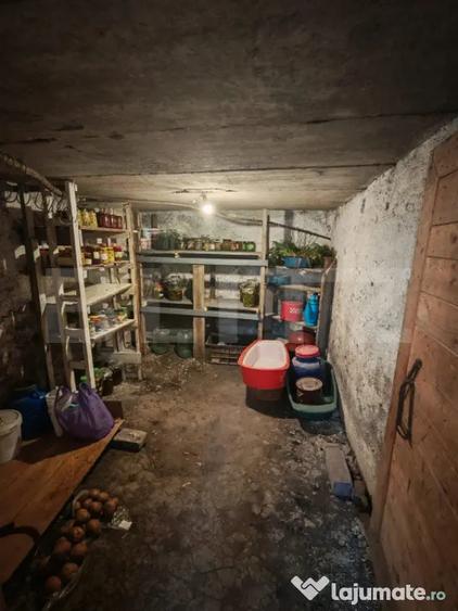 Casă cu 3 camere cu Teren 1824 Mp în Bădeni