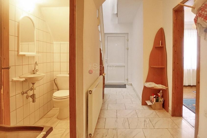 Casă individuală cu 4 camere cu Teren 300 Mp în Bunloc