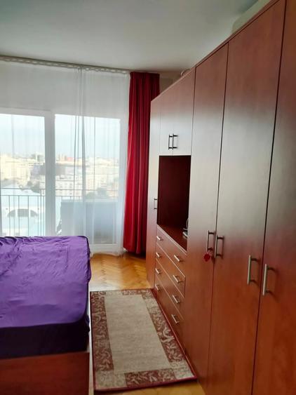 Apartament cu 3 camere semidecomandat în Națiunile Unite