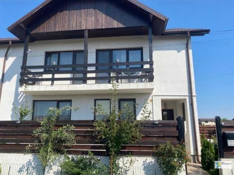 Casă cu 4 camere în Domnești