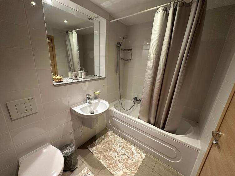 Apartament cu 3 camere decomandat, mobilat în Dristor