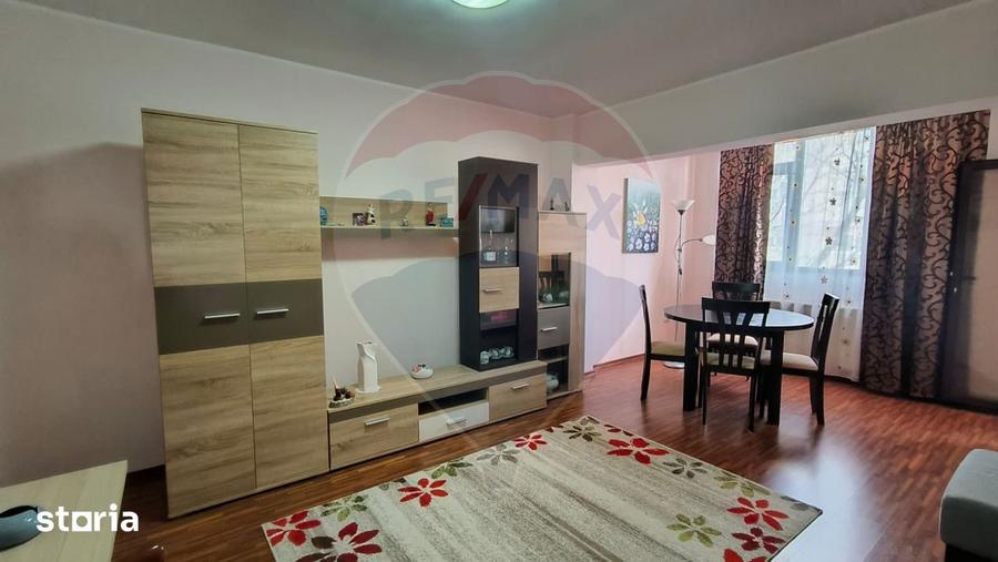 Apartament cu 2 camere, mobilat în Micro 13