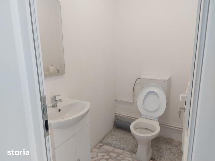 Spațiu comercial, de 310 mp, în Central