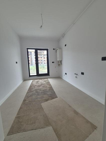 Apartament cu 3 camere decomandat în Theodor Pallady