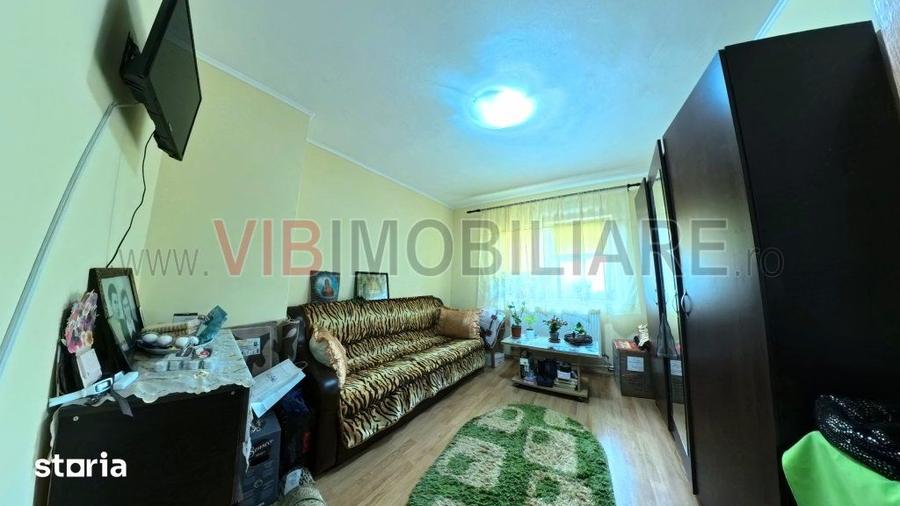Apartament 3 camere Central - parter- 80 mp - boxa inclusa - 7