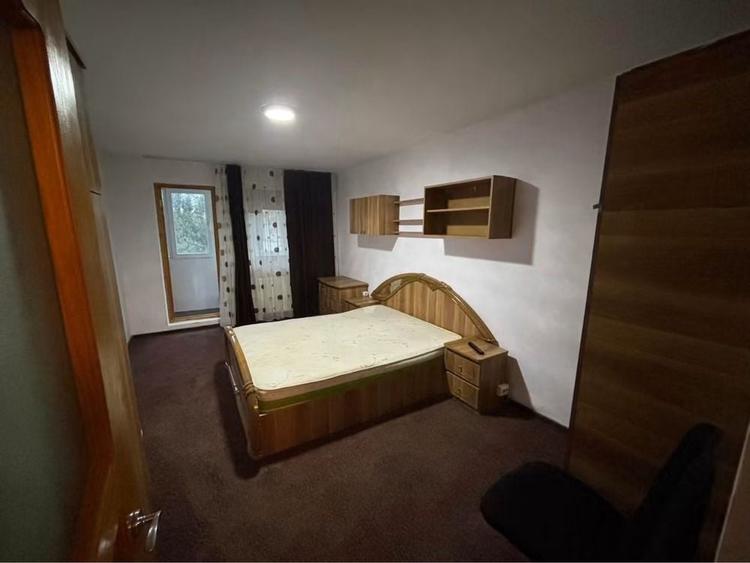 Apartament cu 2 camere decomandat în Exterior Vest