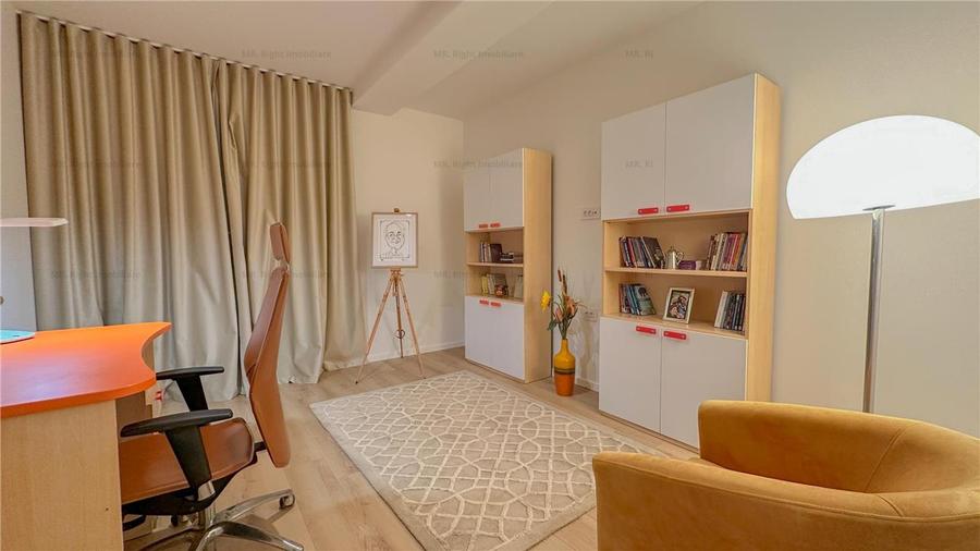 Apartament cu 3 camere decomandat, mobilat în Tractorul